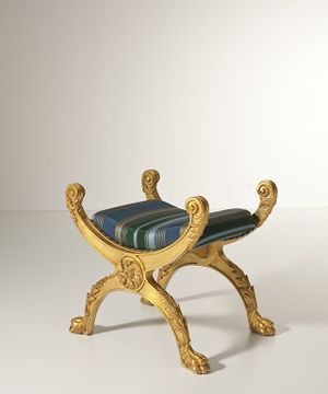 MG3520 - Low upholstered wooden stool by OAK - view 3