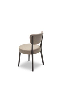Capitol Soft 139 Chair by Origins 1971 - view 3