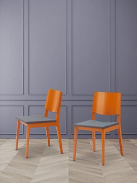 Maxim 166 Chair by Origins 1971 - view 2