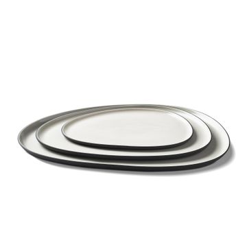 Stone Plate Set Black & Ivory by Esma Dereboy - view 5