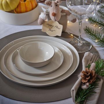 Round Table Mat by Esma Dereboy - view 7
