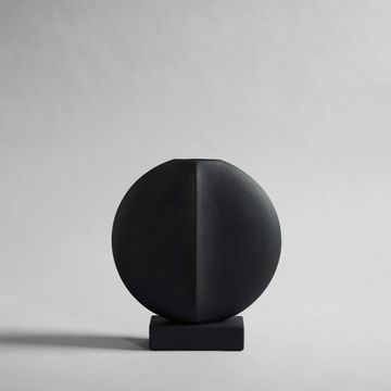 Guggenheim Vase, Mini - Black by 101 copenhagen