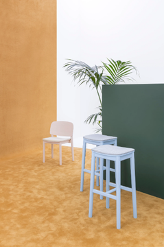 WHITE 135 - Ash stool with integrated cushion by Billiani - view 3