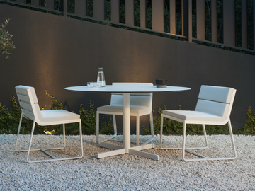 SIT - Round aluminium table with 4-star base by Bivaq - view 3