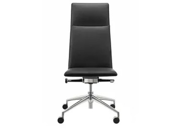 FINA - Swivel leather executive chair with 4-spoke base with castors by Brunner - view 2