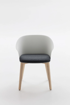 FINNA P/4W - Polypropylene chair with integrated cushion by Crassevig - view 3