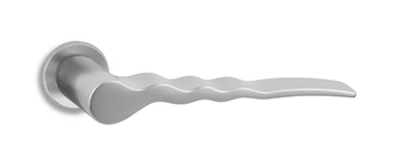 FLOW C3 - Brass door handle by Ento - view 3