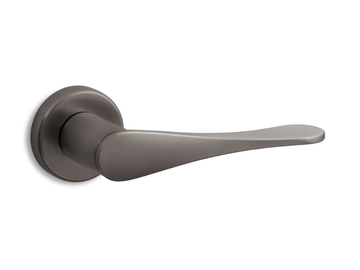SPOON - Brass door handle by Ento - view 2