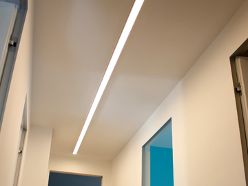 BIG - Linear lighting profile for LED modules by Essenzialed - view 3