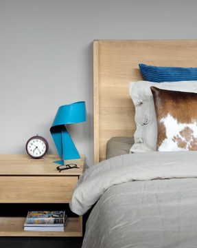 OAK NORDIC - Solid wood bedside table with drawers by Ethnicraft - view 3