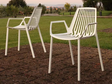 RION - Stackable aluminium garden chair with armrests by FAST - view 3