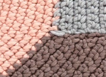 MONO PINK - Oval wool rug by GAN - view 3