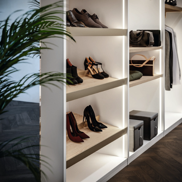 CA09 - Sectional wooden walk-in wardrobe with integrated lighting by Giessegi - view 3