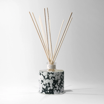 LOVEBRUSH Premium - Uva e Mirtilli - Natural stone Air freshener dispenser by IWISHYOU - view 3