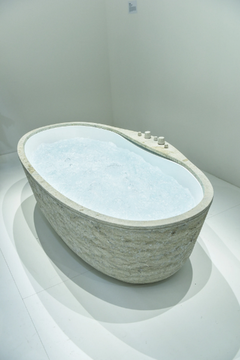 PEARL - Oval marble bathtub by Kreoo - view 3