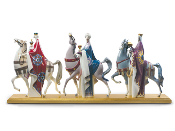KINGS MELCHIOR, GASPAR AND BALTHASAR - Christmas porcelain decorative object by Lladró - view 2
