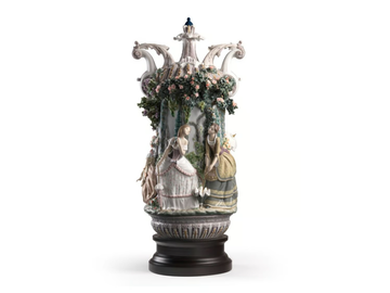 LADIES FROM ARANJUEZ - Porcelain decorative object by Lladró - view 2