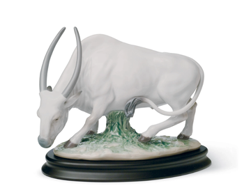 THE OX - Porcelain decorative object by Lladró - view 2