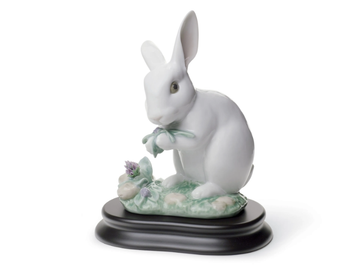 THE RABBIT - Porcelain decorative object by Lladró - view 2