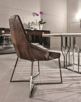 MIU - Upholstered leather chair by Longhi - view 3