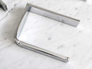 DEEP - Brass toilet roll holder by MG12 - view 2