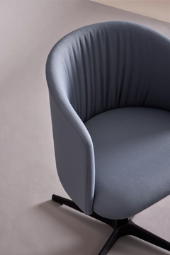 CHELSEA 700GC - Swivel with 4-spoke base chair by Mobboli - view 3