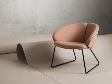 PEACH - Sled base fabric easy chair by Mobboli - view 2