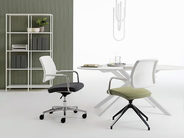 KOS WHITE AIR 03 - Swivel chair with 5-spoke base with armrests by Nahu - view 3