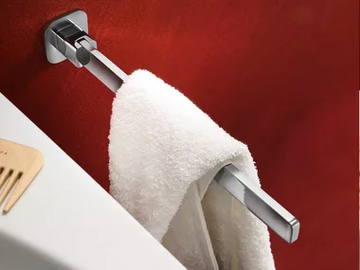 LOOP - Towel rail by Nobili - view 2
