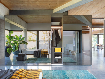 CRYSTAL - Mirrored wardrobe with sliding doors by Novamobili - view 2
