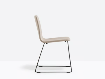 INGA 5689 - Sled base upholstered chair by Pedrali - view 3