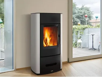 E928 - Wood-burning steel stove Class A+ by Piazzetta - view 2