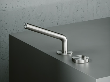 Q. 18 31 - Countertop stainless steel washbasin mixer by Quadrodesign - view 2