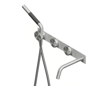 Q. 18 69 R - Wall-mounted stainless steel bathtub tap by Quadrodesign - view 3
