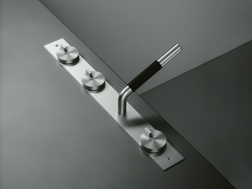 Q. 18 99 R - Stainless steel bathtub set by Quadrodesign - view 2