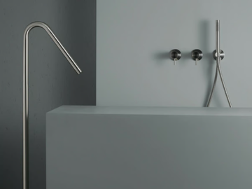 BV021 - Floor standing stainless steel spout by Quadrodesign - view 3