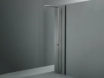Q. CD018.1 - Floor standing stainless steel shower panel by Quadrodesign - view 2
