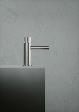 MODO 17 01 - Washbasin tap by Quadrodesign - view 3