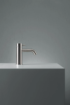SOURCE 12 01 - Countertop washbasin mixer by Quadrodesign - view 3