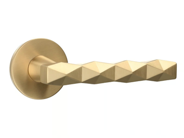 IMPERIAL - Brass door handle on rose by Quincalux - view 2