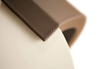 MAKI - Round wooden and leather coffee table by Radice - view 3