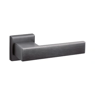 Q-ARTE - Door handle on rose by Reguitti - view 3