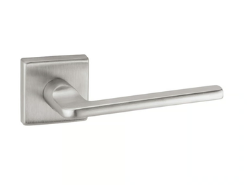 Q-10 - Brass door handle on rose by Reguitti - view 2