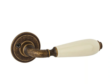 CINZIA - Brass door handle on rose by Reguitti - view 2