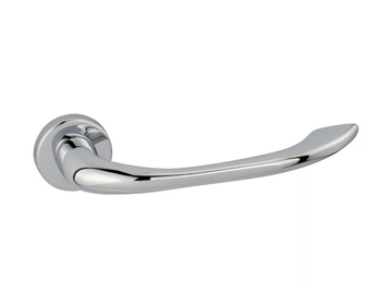 PUBLIC - Brass door handle on rose by Reguitti - view 2