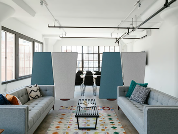 T-LIGHT TOTEM - Sound absorbing freestanding polyester fibre office screen by Slalom - view 2