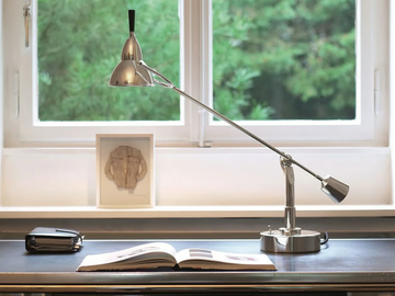 EB 28 - Adjustable metal desk lamp by TECNOLUMEN® - view 3