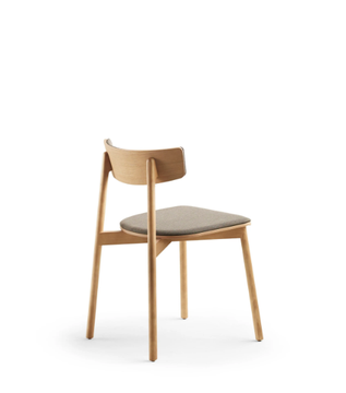 KOL - Upholstered oak chair by TREKU - view 3