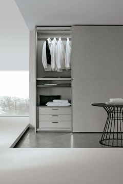DORIS - Wooden wardrobe with sliding doors by Tomasella - view 3