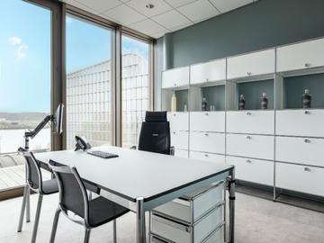 USM HALLER INDIVIDUAL WORKSTATION TABLE - Rectangular wood veneer executive desk by USM - view 2